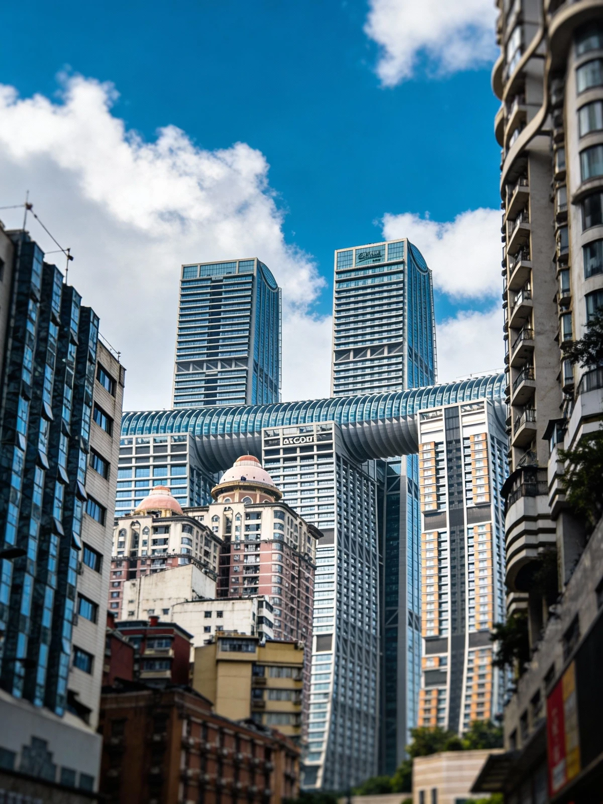 建筑画质增强前示例图片