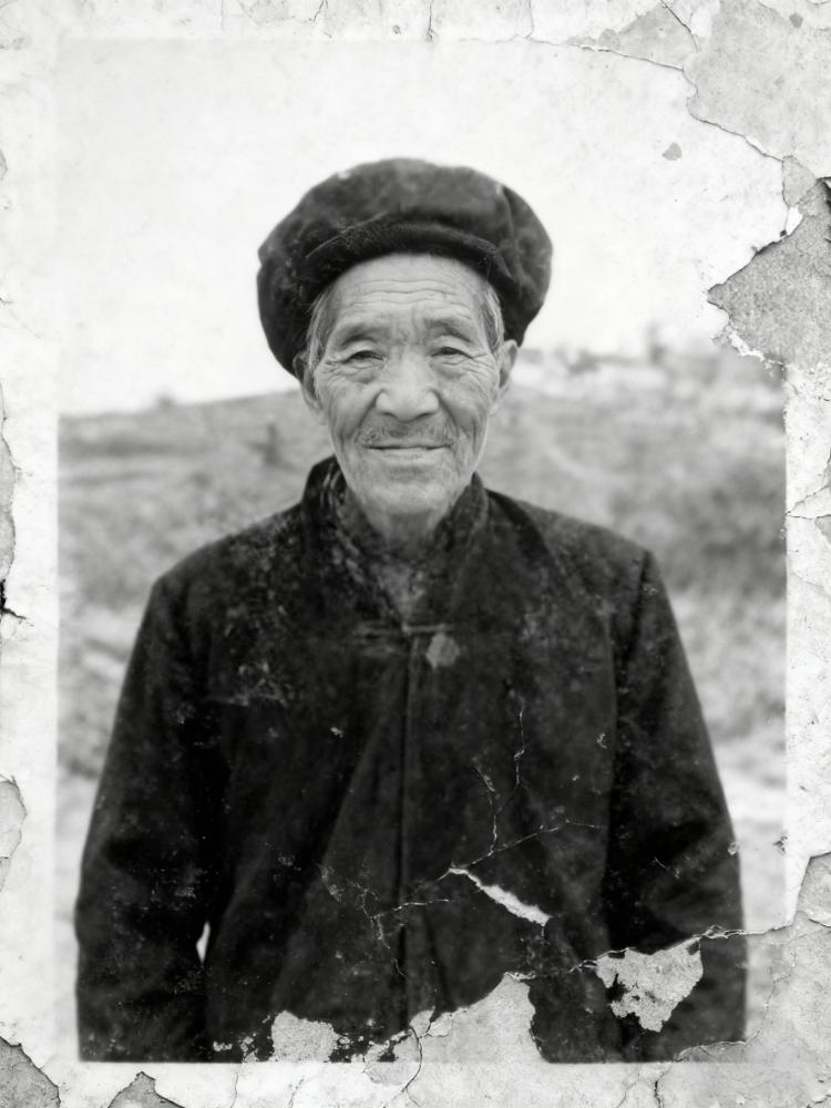  黑白照片上色前示例照片