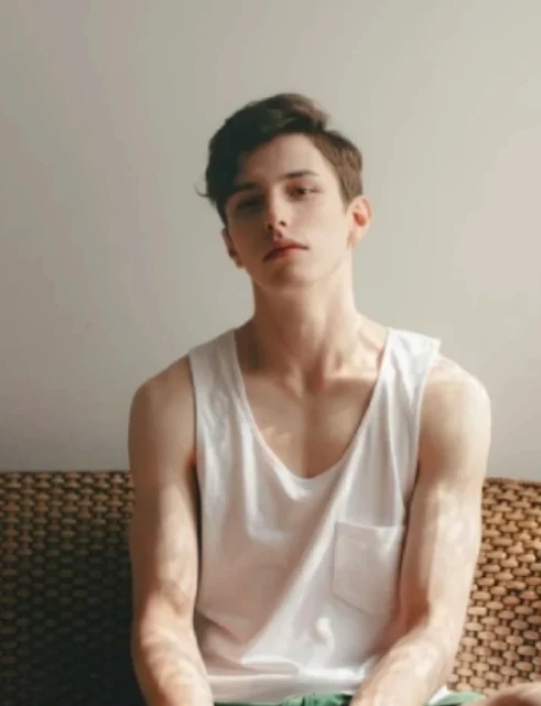 写实风格头像生成前示例图片